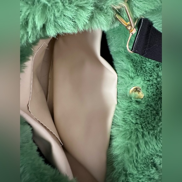 Tote Bags for Women, Fluffy Tote Bags Top-Handle Trendy Plush for Travel Work - Picture 5 of 7